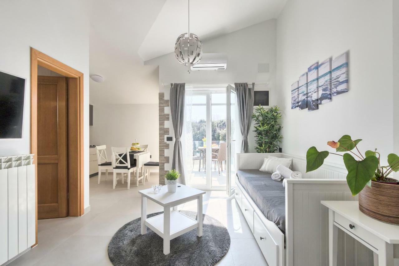 Apartments La Mer プーラ エクステリア 写真