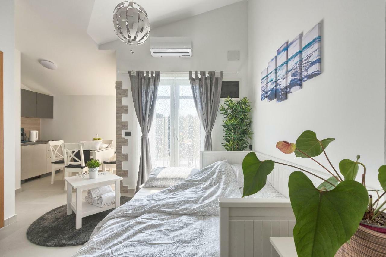 Apartments La Mer プーラ エクステリア 写真