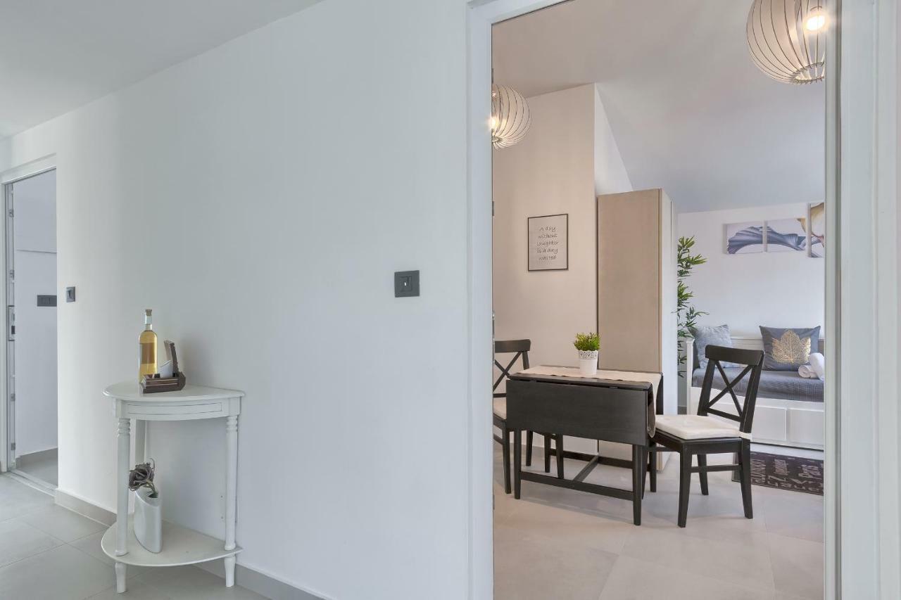 Apartments La Mer プーラ エクステリア 写真